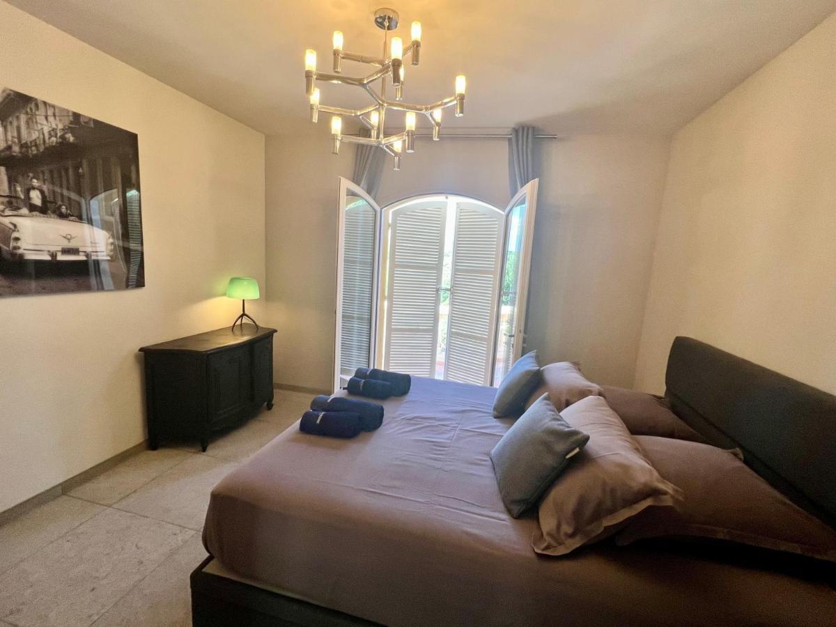 Villa Familiale Avec Vue Imprenable Saint-Raphaël エクステリア 写真