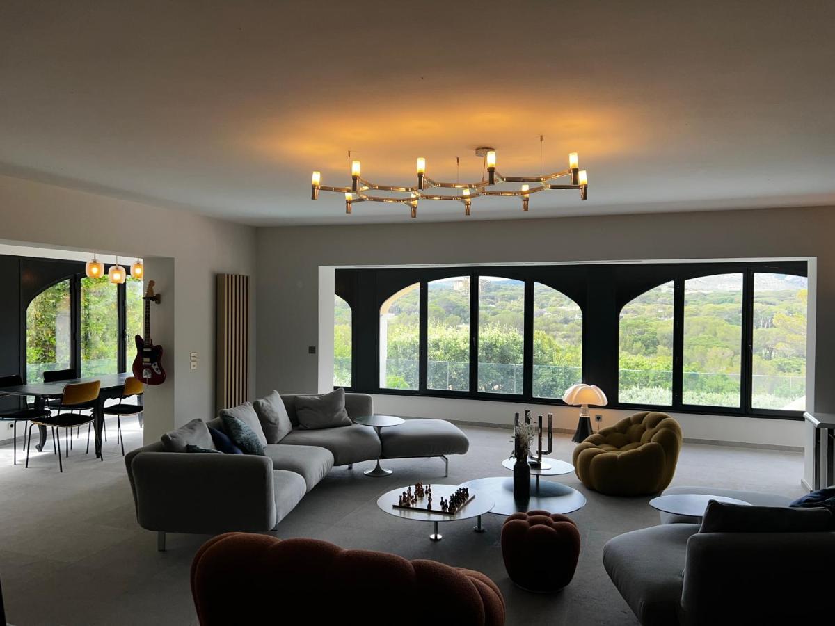 Villa Familiale Avec Vue Imprenable Saint-Raphaël エクステリア 写真