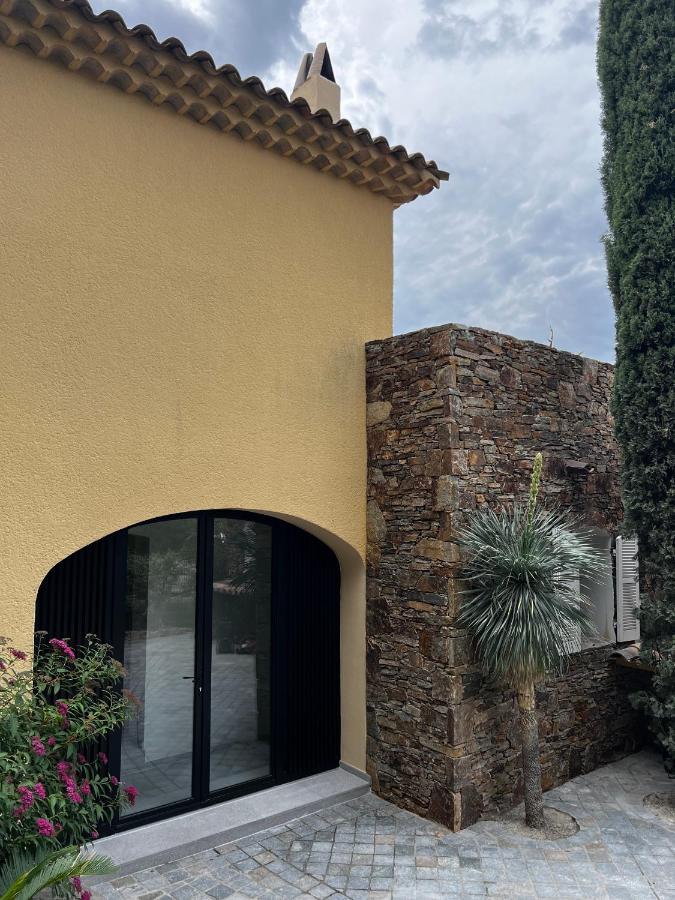 Villa Familiale Avec Vue Imprenable Saint-Raphaël エクステリア 写真