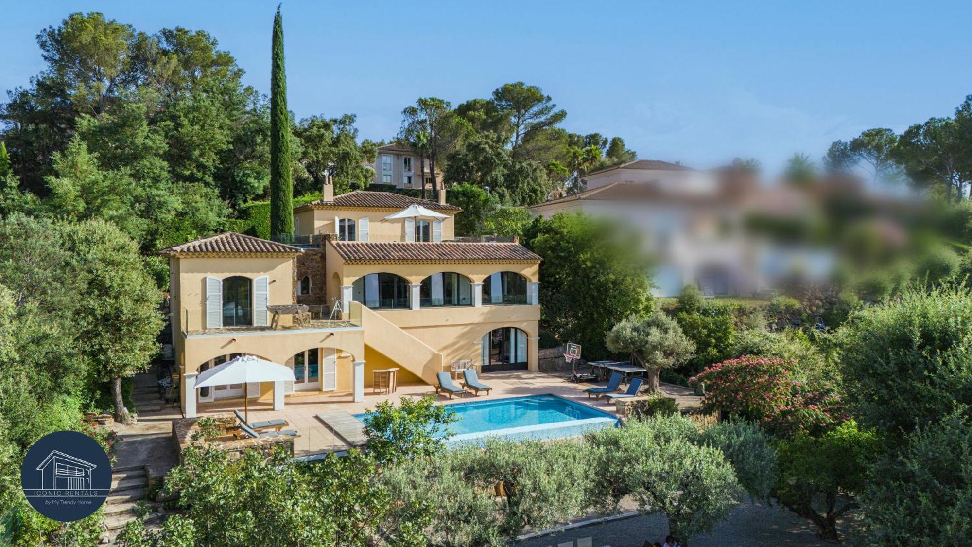 Villa Familiale Avec Vue Imprenable Saint-Raphaël エクステリア 写真