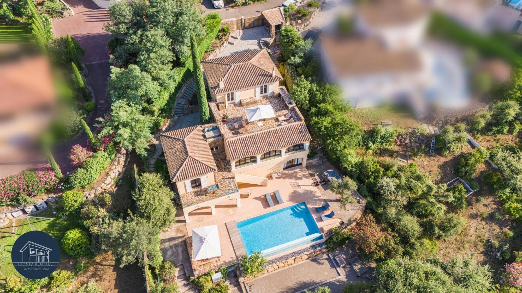 Villa Familiale Avec Vue Imprenable Saint-Raphaël エクステリア 写真
