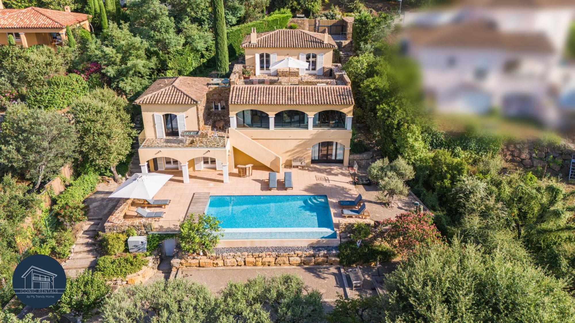 Villa Familiale Avec Vue Imprenable Saint-Raphaël エクステリア 写真